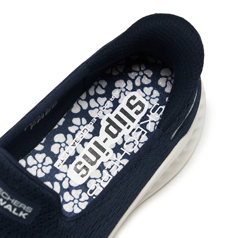 Skechers 125644-NVW Ladies Sli - Knit Fabric Lace Up Sneakers 评论和价格